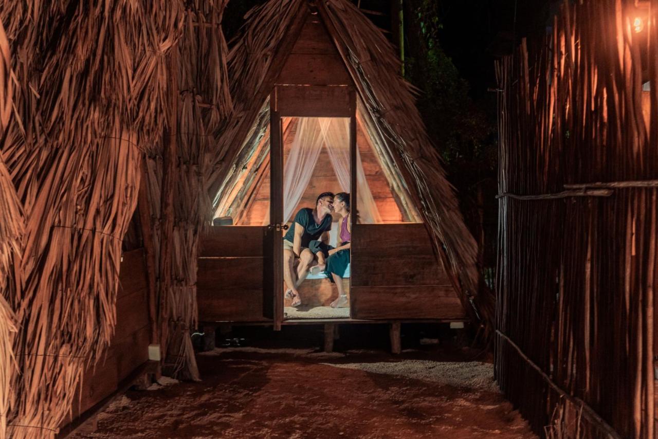 Mapache Hostel&Camping Isola Holbox Esterno foto
