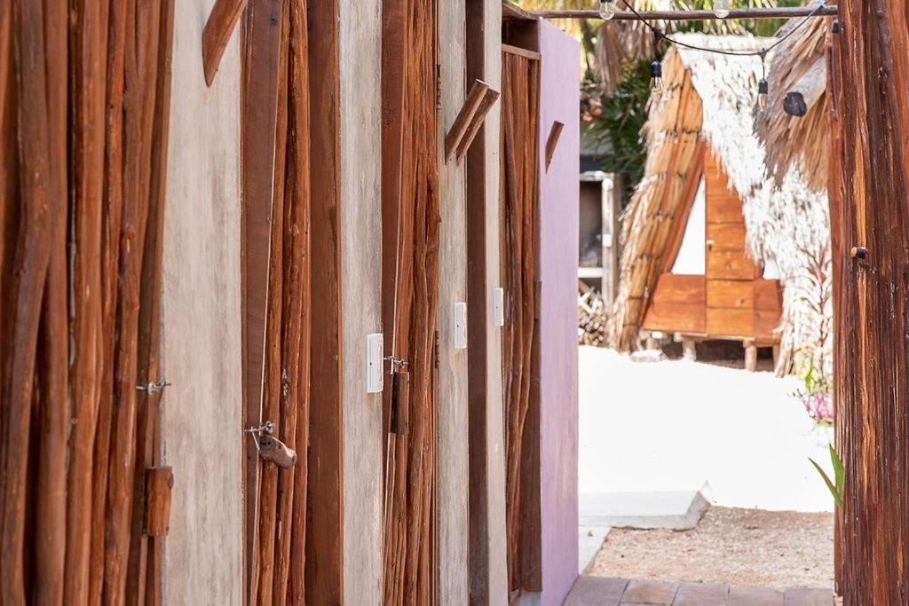 Mapache Hostel&Camping Isola Holbox Esterno foto